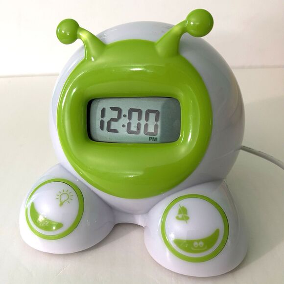 OK To Wake Kids Alarm Clock Nightlight TESTED WORKS Plug In and Battery - Picture 1 of 4